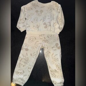 Disney x Gap matching set